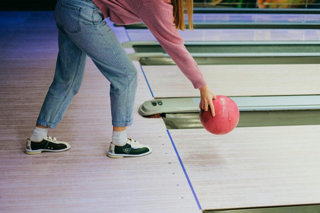 3 grunde til, du skal tage vennerne med til bowling